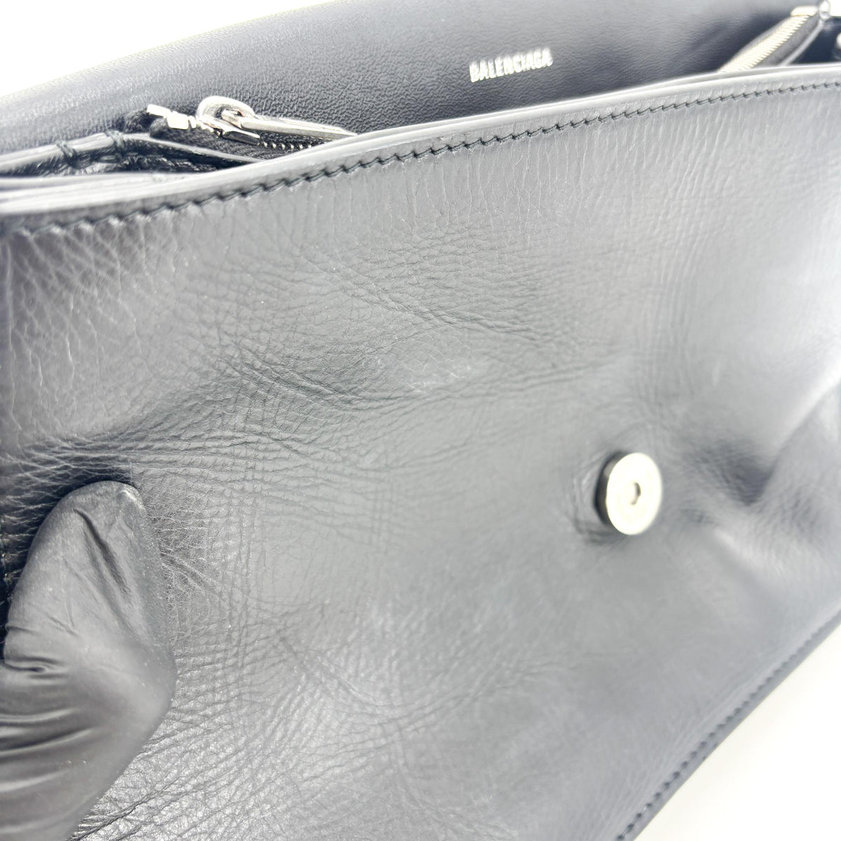 Balenciaga Downtown Soft Hourglass Leather Black Leather Shoulder Bag Bag (Pre-Owned)
