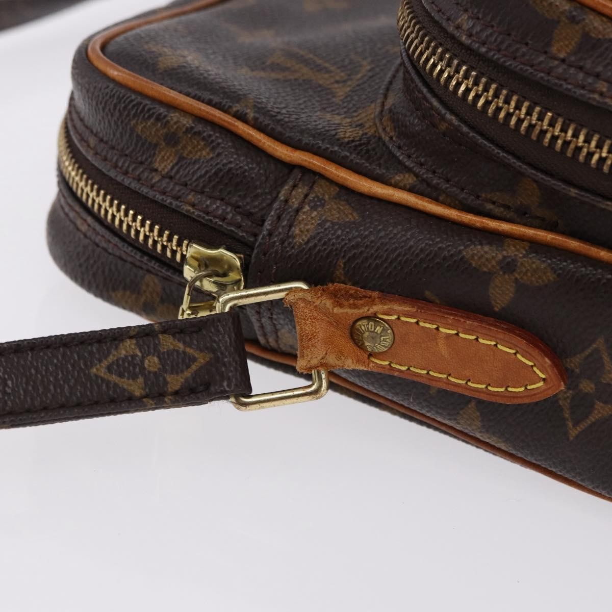 Louis Vuitton Amazone Monogram Canvas Brown Canvas Shoulder Bag Bag (Pre-Owned)