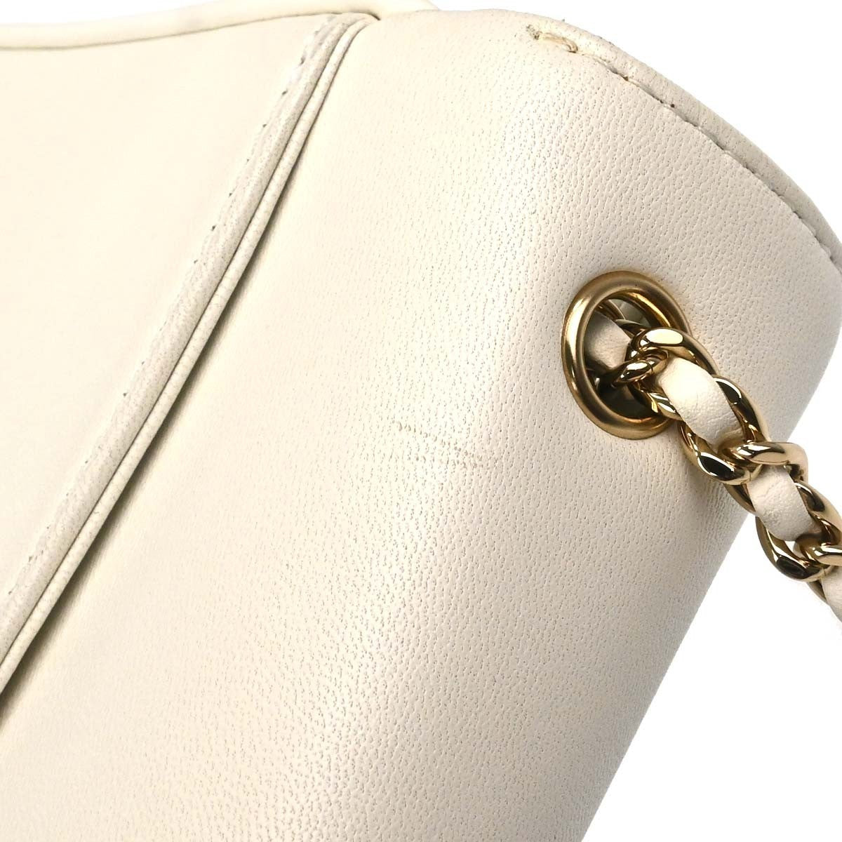 Chanel Cc Mania Flap Lambskin White Leather Shoulder Bag Bag (Pre-Owned)