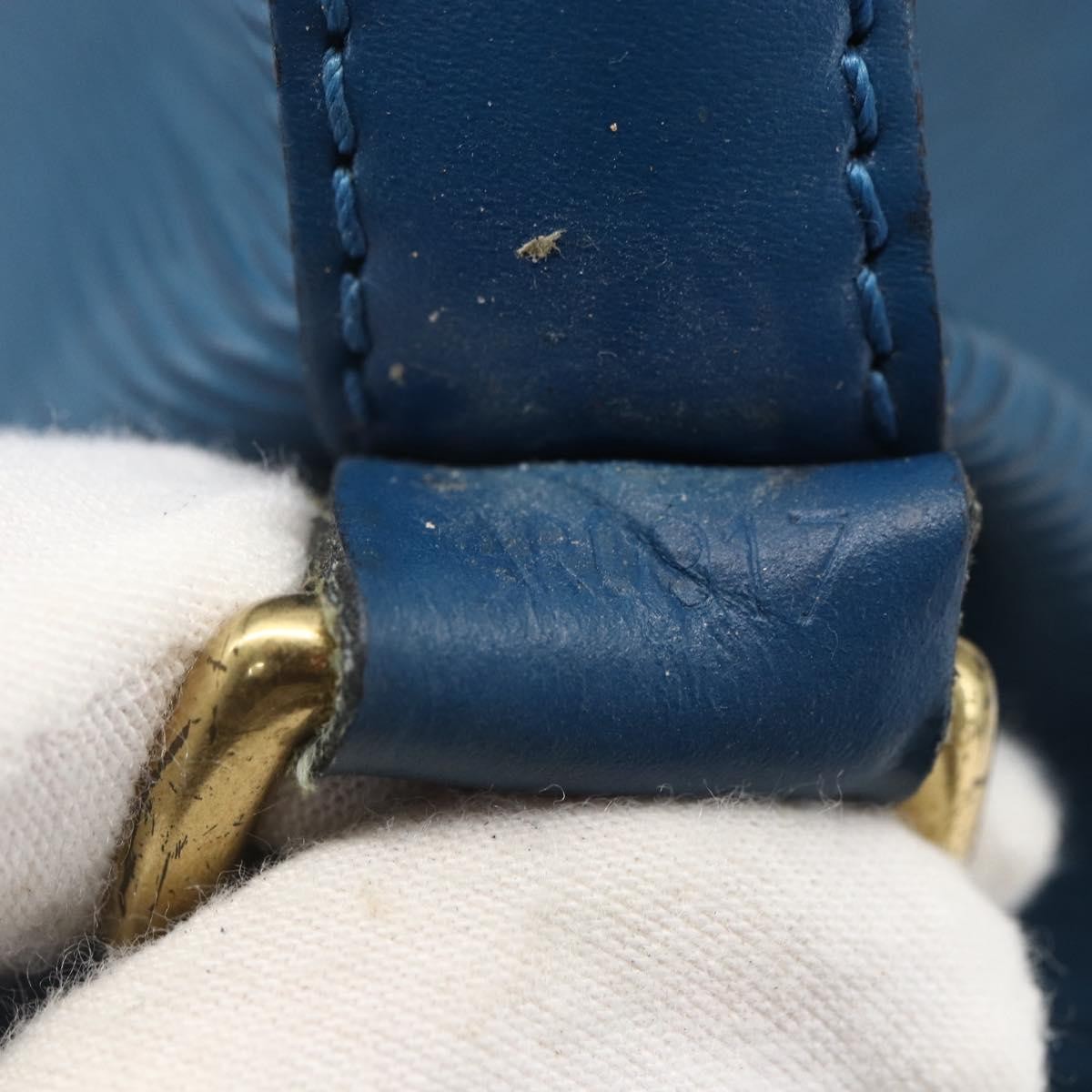 Louis Vuitton Petit Noe Epi Leather Blue Leather Shoulder Bag Bag (Pre-Owned)