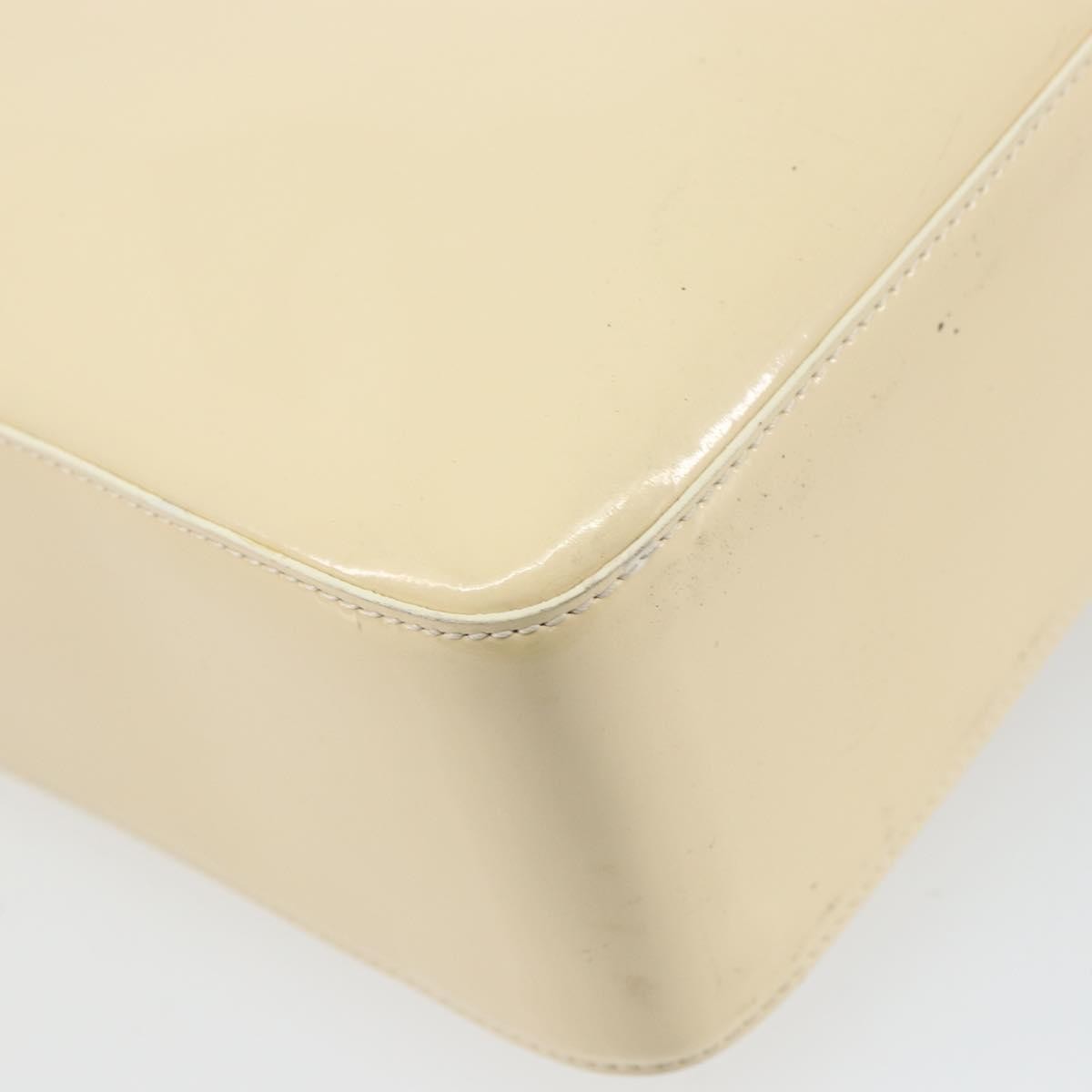 Chanel Vintage Embossed Logo Shoulder Patent Beige Patent_Leather Tote Bag Bag (Pre-Owned)
