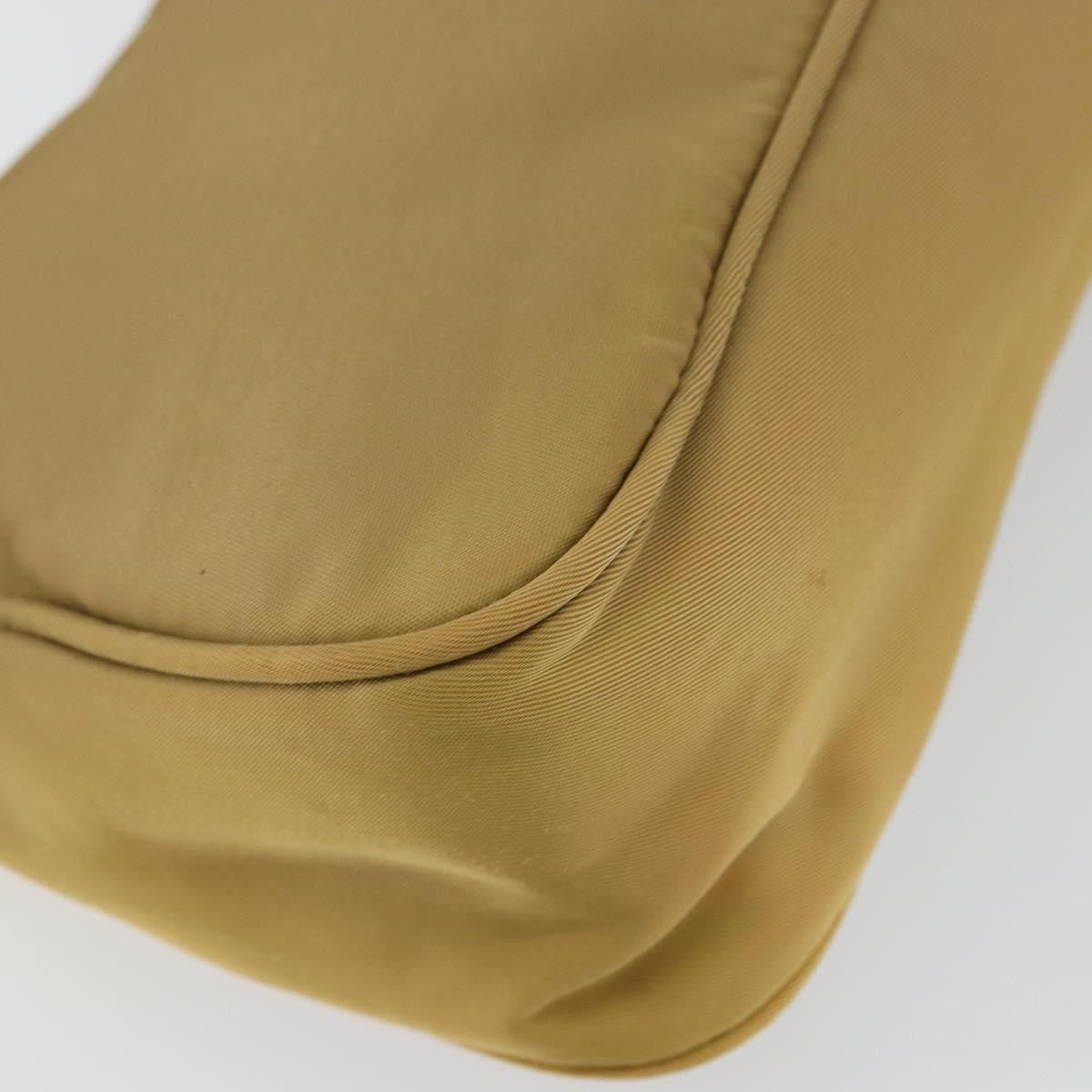Prada Re-Edition 2000 Hobo Tessuto Beige Nylon Shoulder Bag Bag (Pre-Owned)