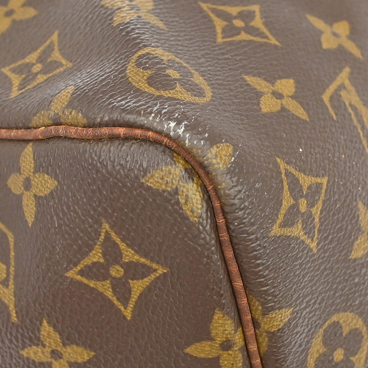Louis Vuitton Keepall Monogram Canvas Brown Canvas Travel Bag Bag (Pre-Owned)