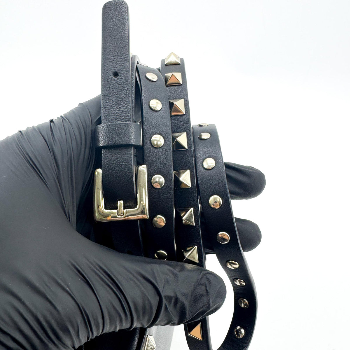 Valentino Garavani Rockstud Camera Leather Black Leather Crossbody Bag Bag (Pre-Owned)