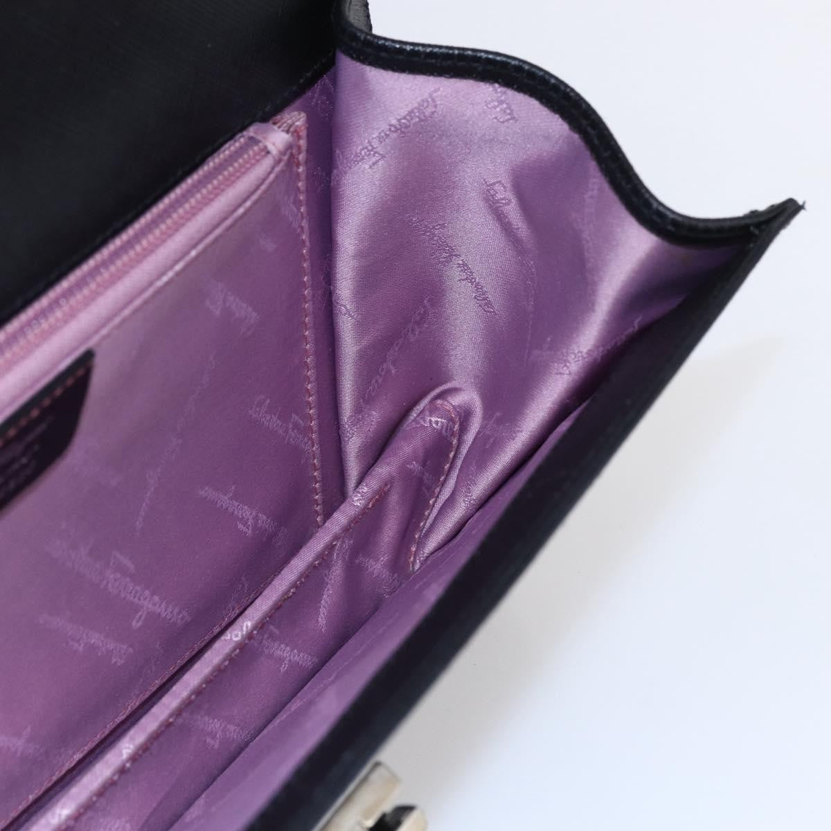 Salvatore Ferragamo Gancini Leather Black Leather Shoulder Bag Bag (Pre-Owned)