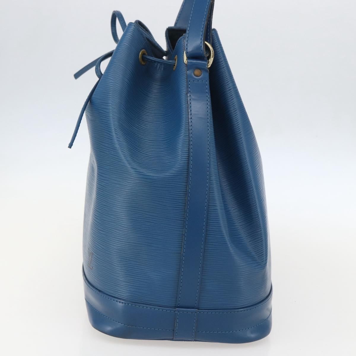 Louis Vuitton Noe Epi Leather Blue Leather Shoulder Bag Bag (Pre-Owned)