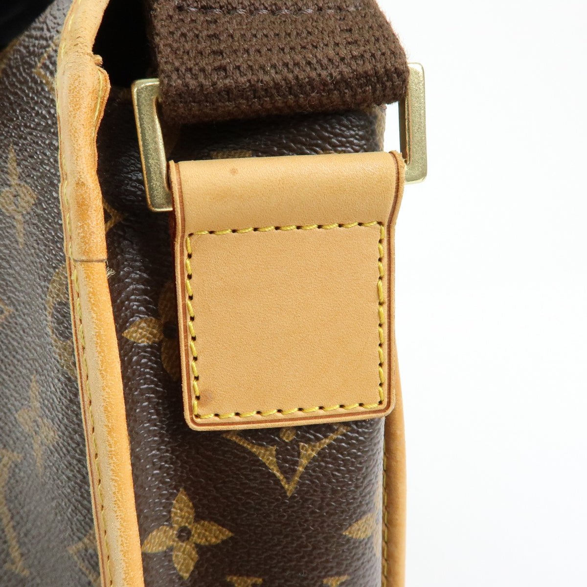 Louis Vuitton Bosphore Messenger Monogram Canvas Brown Canvas Handbag (Pre-Owned)