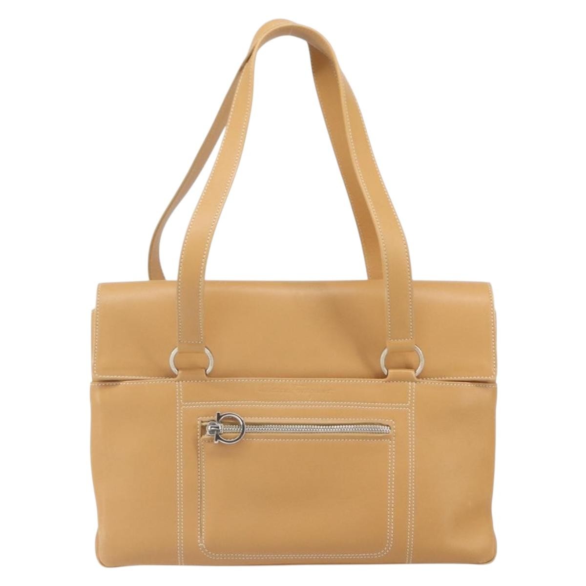 Salvatore Ferragamo Gancini Tote Leather Beige Leather Tote Bag Bag (Pre-Owned)