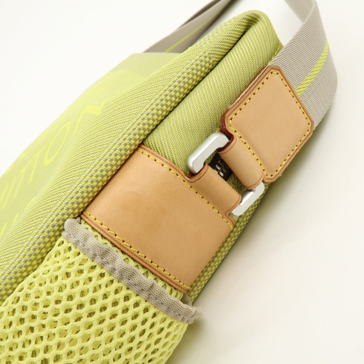 Louis Vuitton Cup Weathery Damier Geant Canvas Green Canvas Handbag (Pre-Owned)