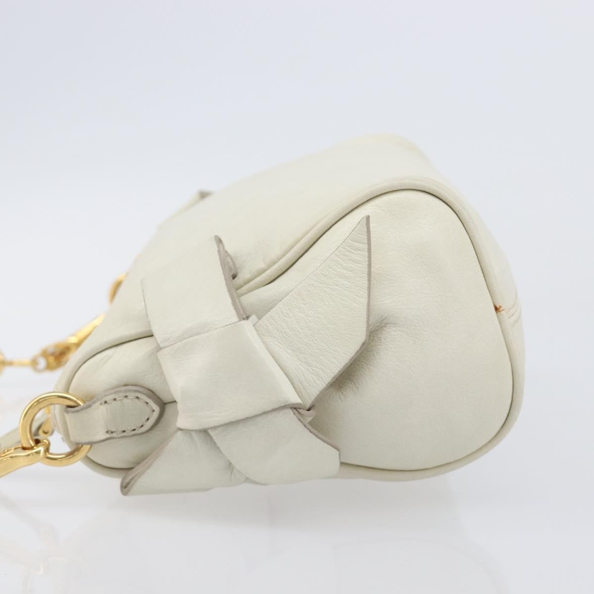 Miu Miu Beau Top Handle Leather White Leather Handbag (Pre-Owned)