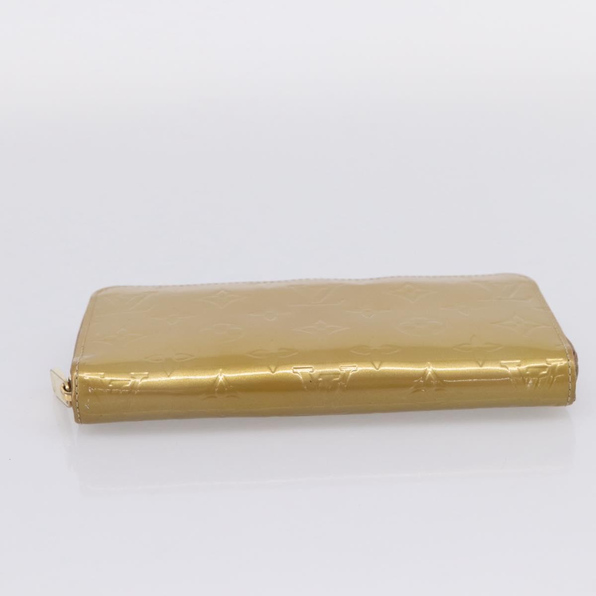 Louis Vuitton Zippy Monogram Vernis Beige Patent_Leather Wallets Accessory (Pre-Owned)
