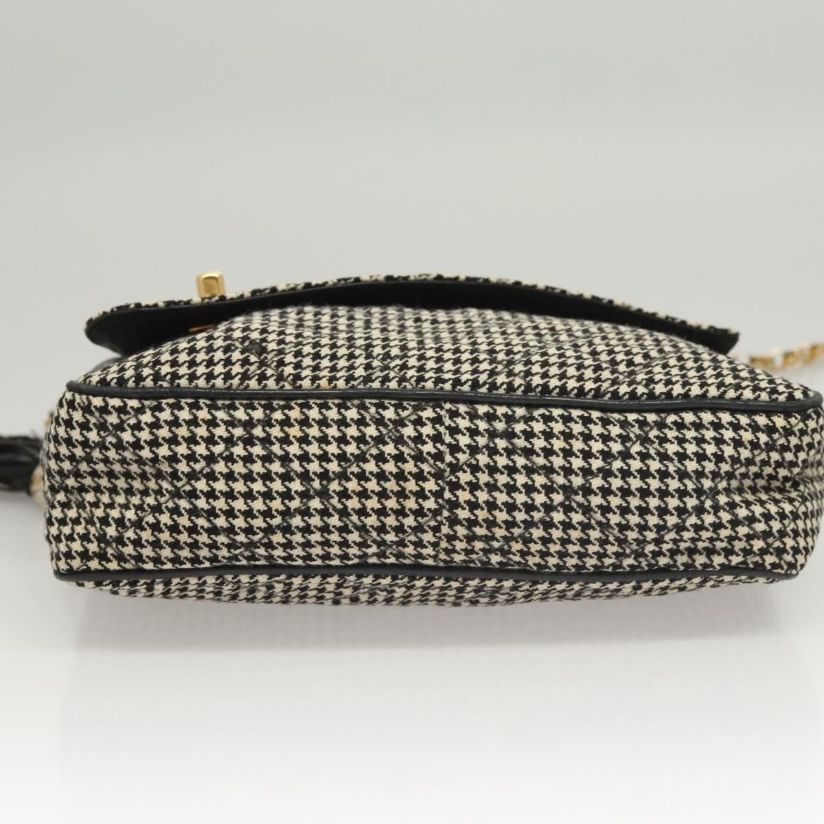 Chanel Vintage Front Pocket Camera Canvas White Canvas Shoulder Bag Bag (Pre-Owned)