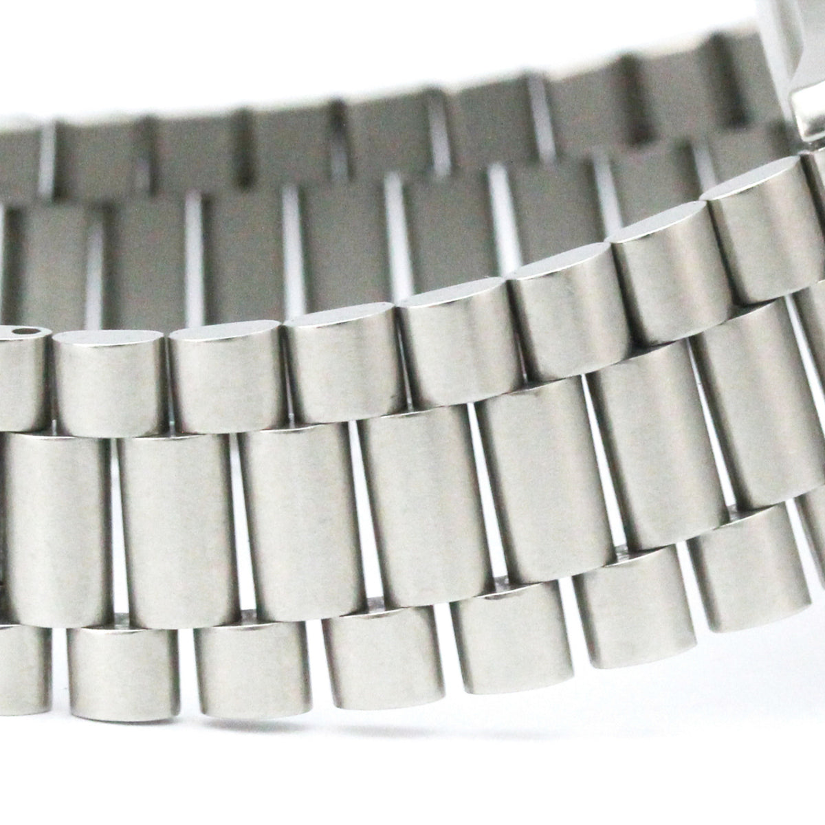 Tag Heuer 2000 Professional 200M Quartz Stainless Steel Watch (Pre-Owned)