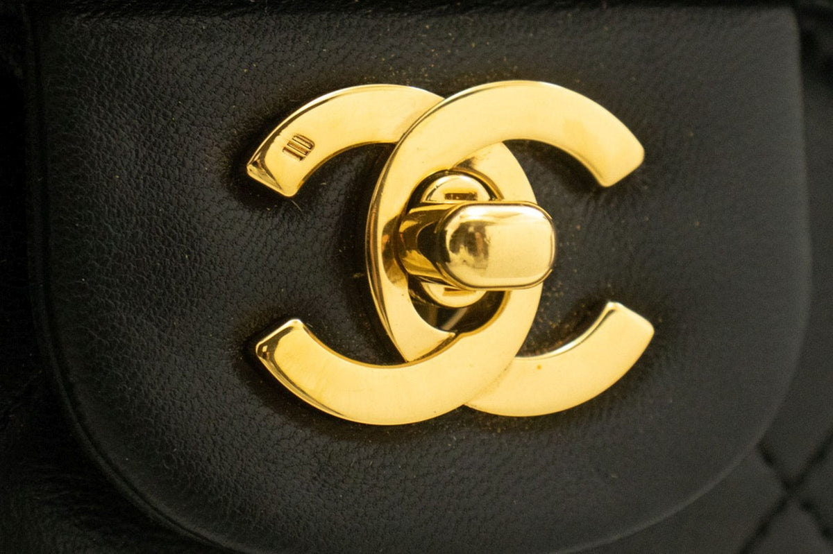 Chanel Timeless - Classic Double Flap Leather Black Leather Handbag (Pre-Owned)