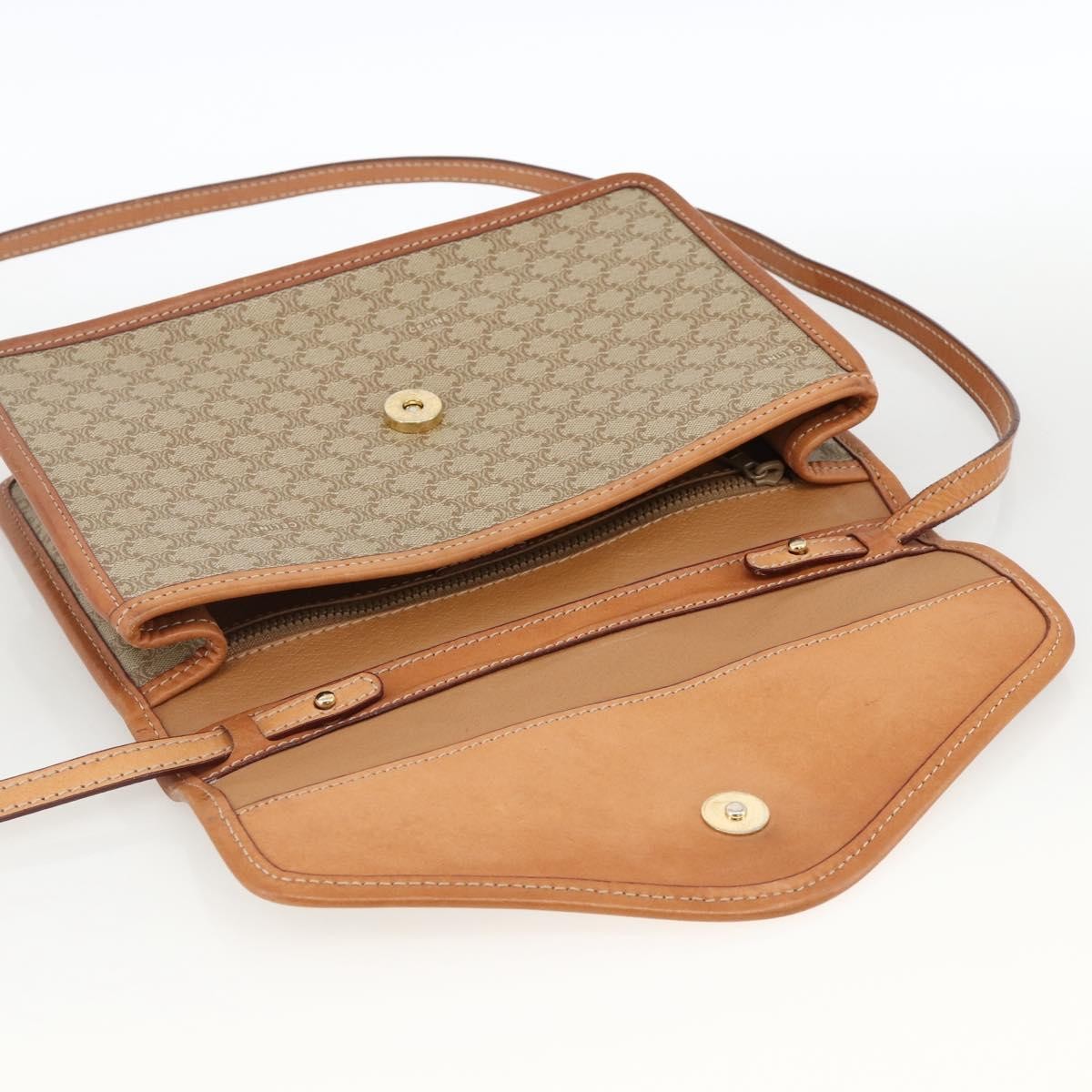 Celine Vintage Macadam Circle Logo Canvas And Leather Beige Canvas Shoulder Bag Bag (Pre-Owned)