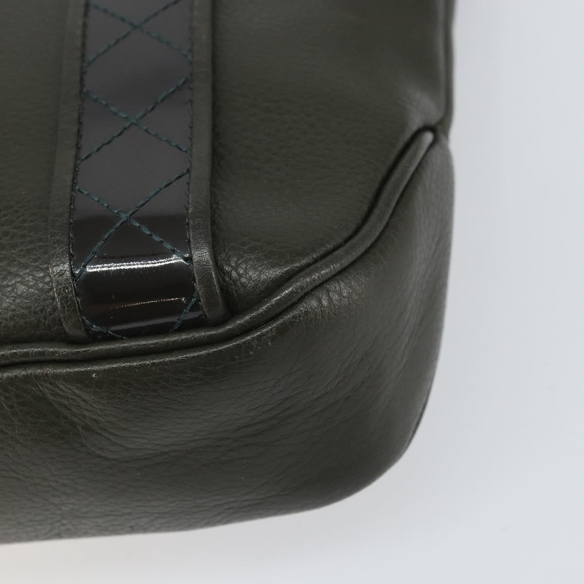 Burberry Vintage Leather Khaki Leather Shoulder Bag Bag (Pre-Owned)