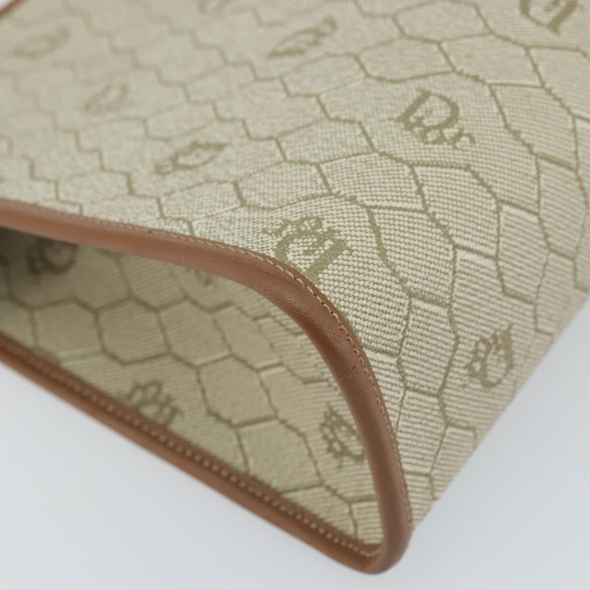 Christian Dior Vintage Honeycomb Zip Canvas And Leather Beige Canvas Clutche & Pouche Bag (Pre-Owned)