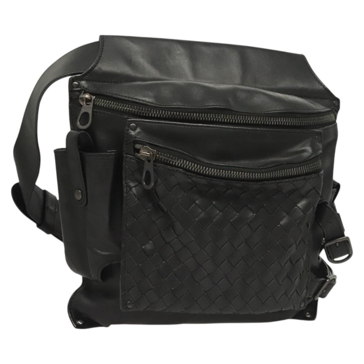 Bottega Veneta Utility Waist Leather With Intrecciato Black Leather Bag (Pre-Owned)