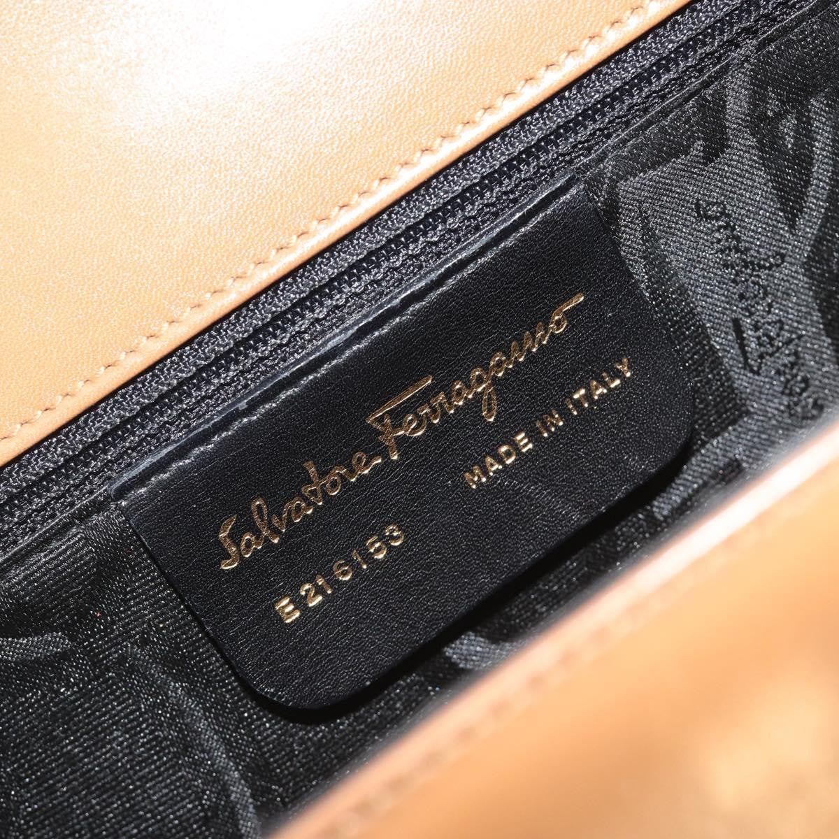 Salvatore Ferragamo Gancini Leather Brown Leather Shoulder Bag Bag (Pre-Owned)