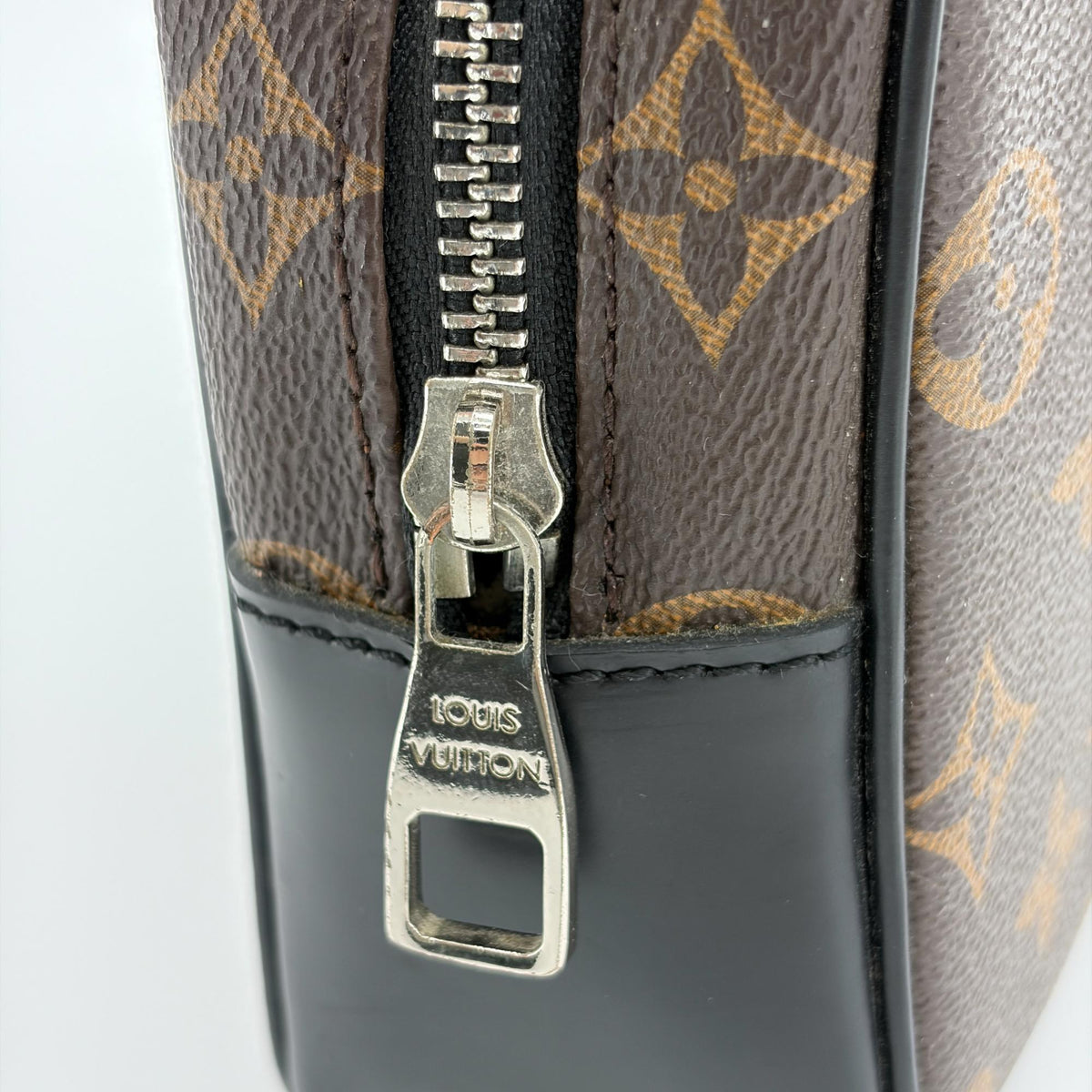 Louis Vuitton Trousse Blush Monogram Canvas Brown Canvas Clutche & Pouche Bag (Pre-Owned)