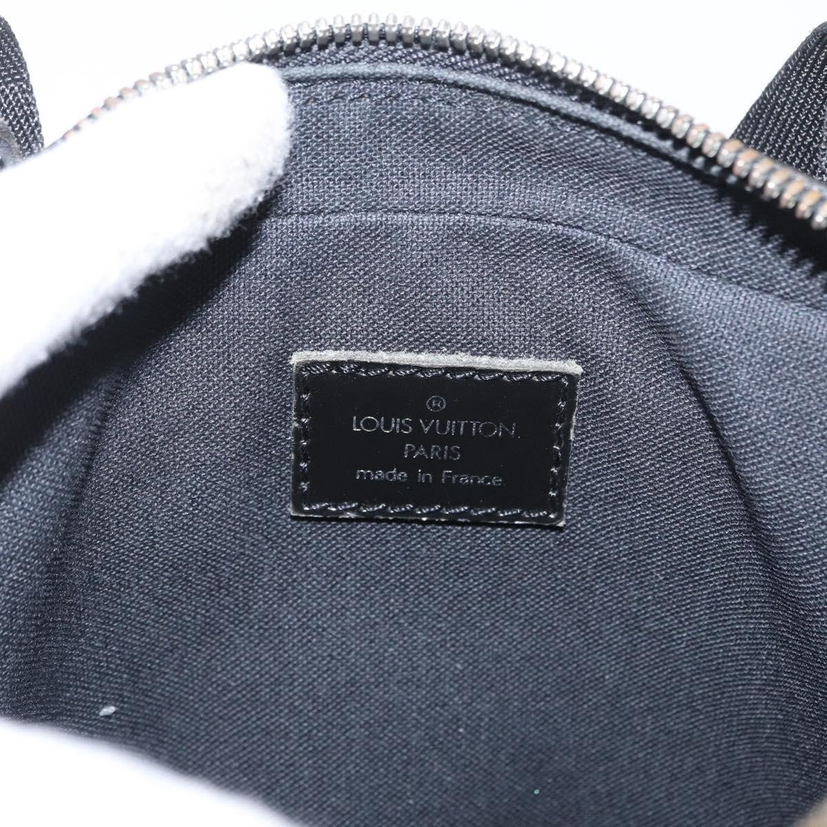 Louis Vuitton Sayan Messenger Taiga Leather And Canvas Black Leather Shoulder Bag Bag (Pre-Owned)