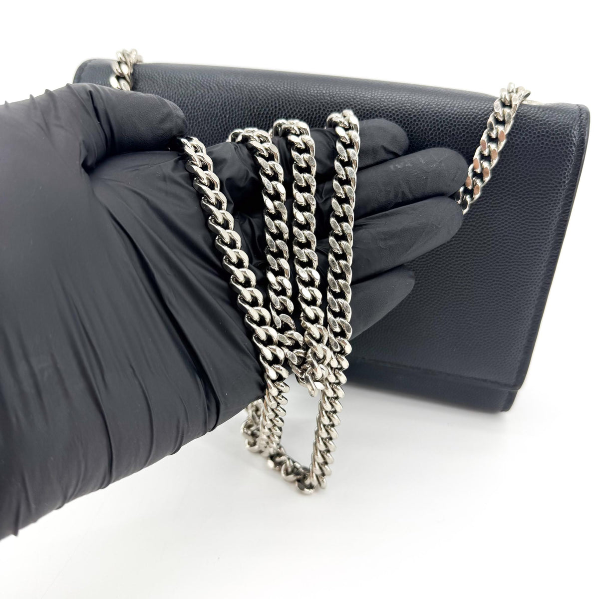 Saint Laurent Classic Monogram Grainy Leather Black Leather Crossbody Bag Bag (Pre-Owned)