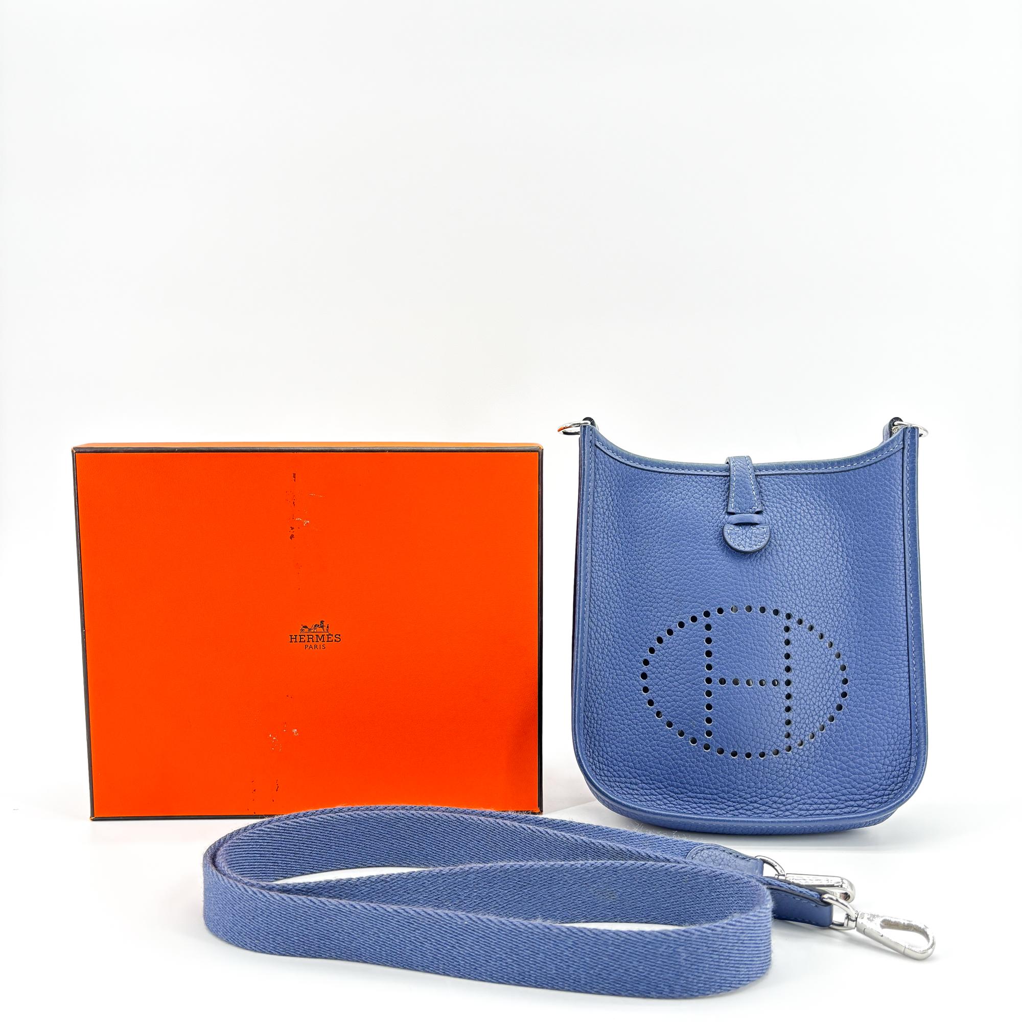 Hermes Evelyne Bag Gen Iii Clemence Blue Leather Handbag (Pre-Owned)
