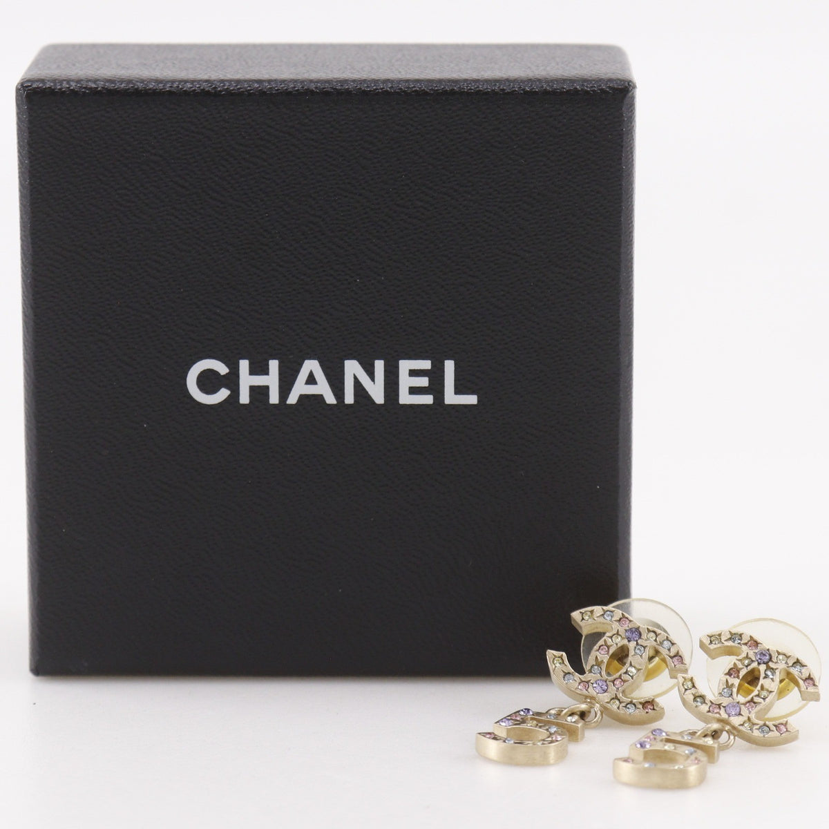 Chanel No.5 Cc Chain Drop Metal And Enamel Gold Gold_Plated Earrings Jewelry (Pre-Owned)