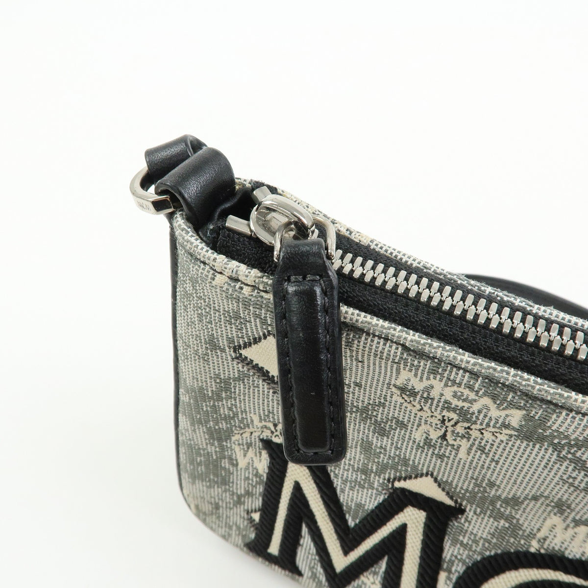 MCM Vintage Vicetos Leather Gray Canvas Shoulder Bag Bag (Pre-Owned)