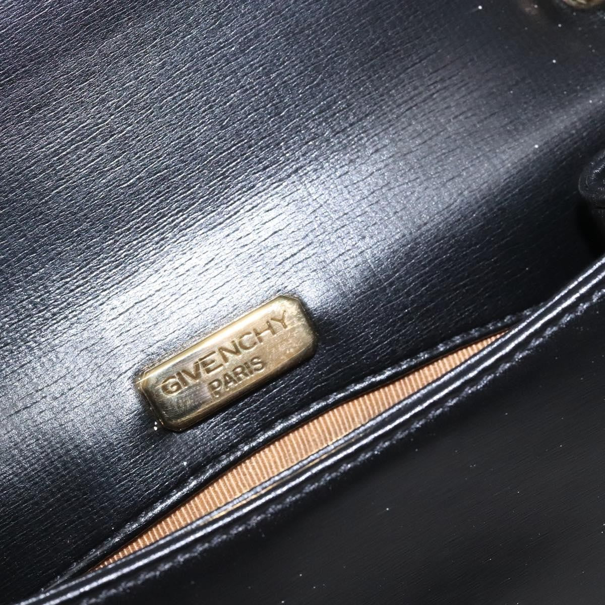 Givenchy Vintage 4G Leather Black Leather Shoulder Bag Bag (Pre-Owned)