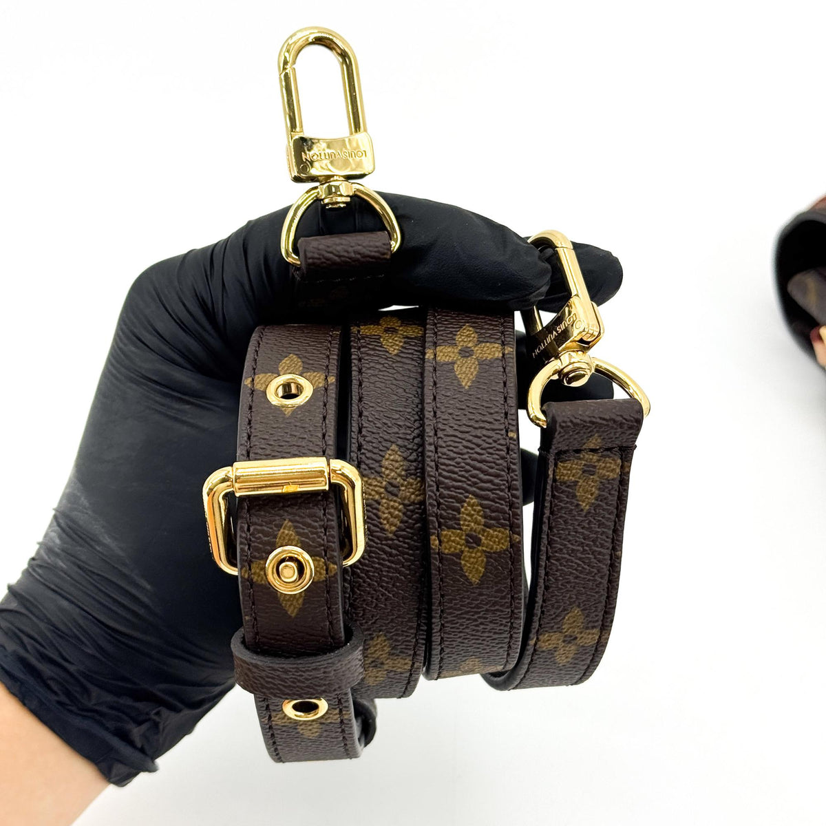 Louis Vuitton Pochette Metis Monogram Canvas Brown Canvas Clutche & Pouche Bag (Pre-Owned)