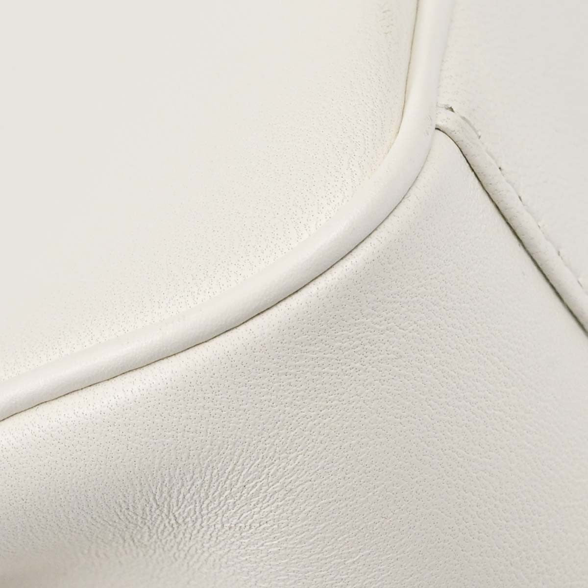 Chanel Cc Mania Flap Lambskin White Leather Shoulder Bag Bag (Pre-Owned)