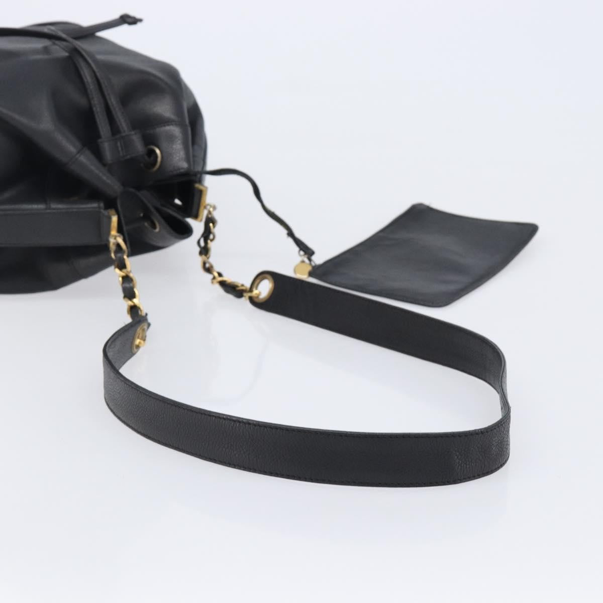 Chanel Vintage Cc Drawstring Bucket Caviar Black Leather Handbag (Pre-Owned)