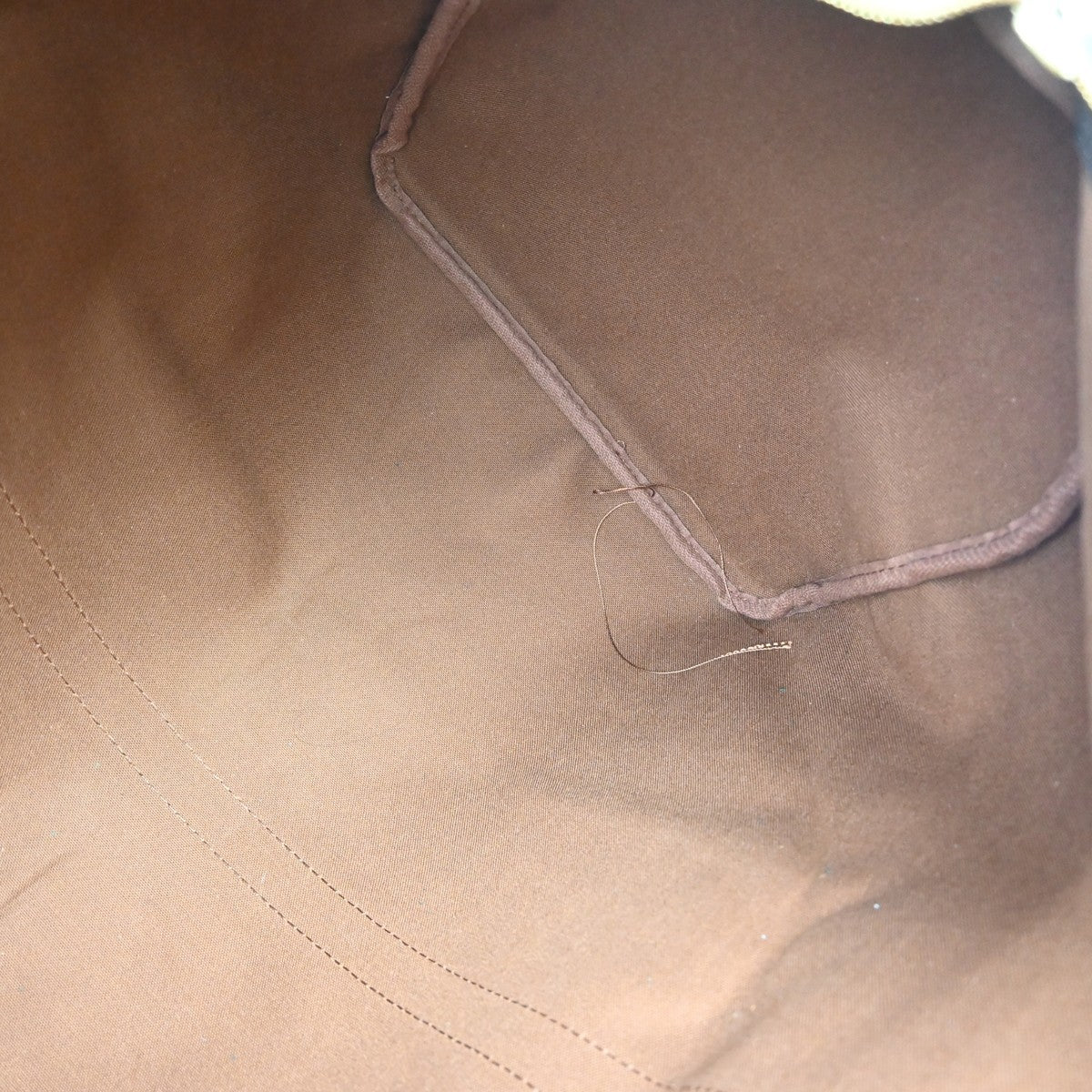 Louis Vuitton Keepall Monogram Canvas Brown Canvas Travel Bag Bag (Pre-Owned)