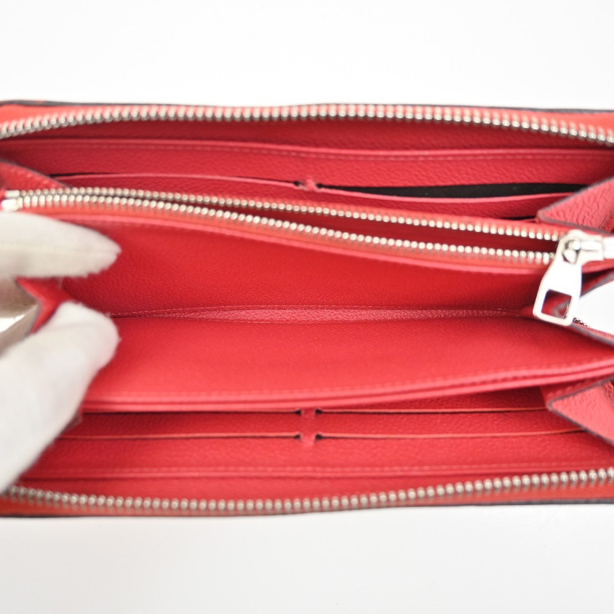 Louis Vuitton Portefeuille Zippy Monogramme Empreinte Monogramme Empreinte Red Leather Wallets Accessory (Pre-Owned)