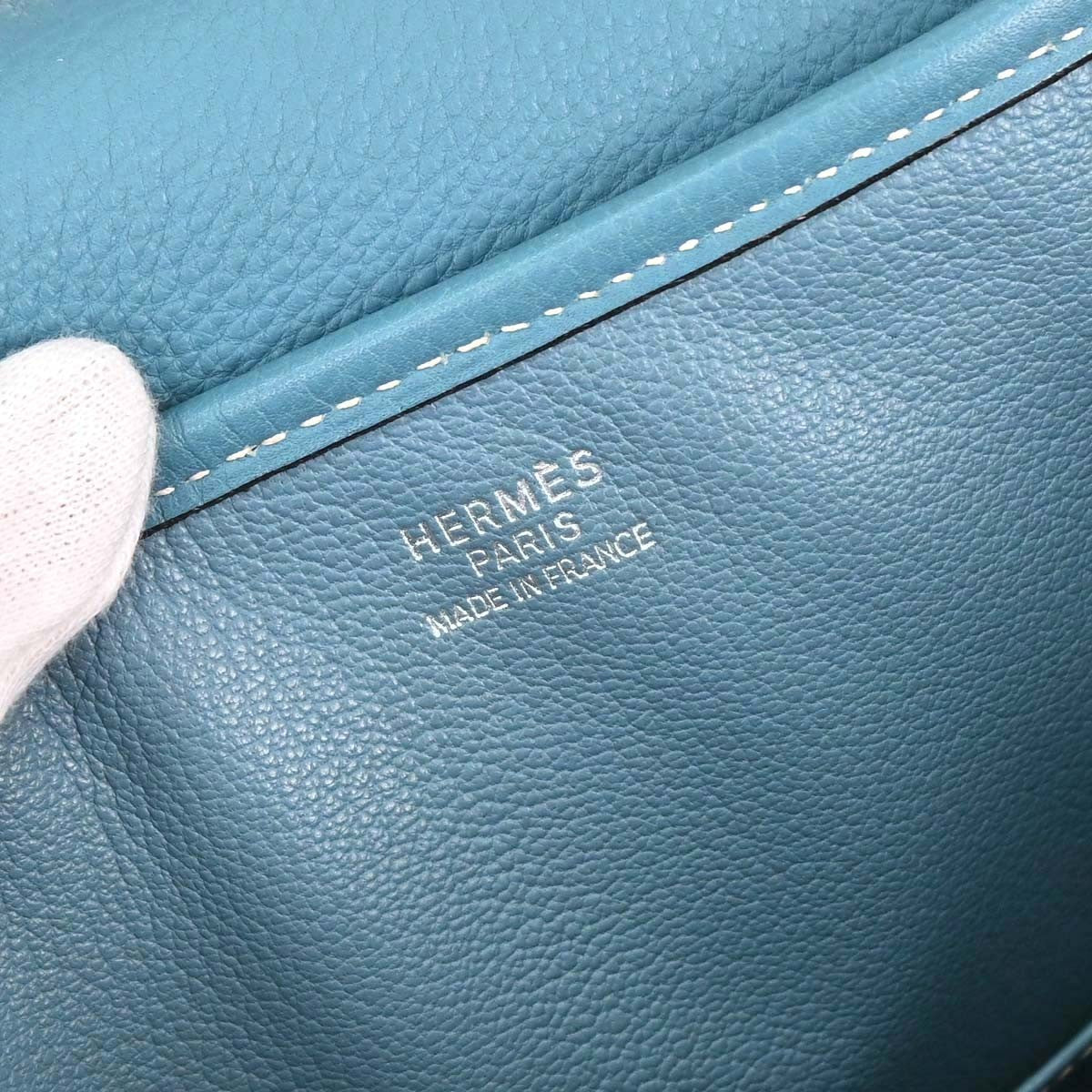 Hermes Christine Leather Blue Leather Handbag (Pre-Owned)