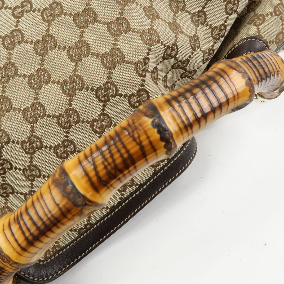 Gucci Bamboo Peggy Hobo Gg Canvas Beige Canvas Shoulder Bag Bag (Pre-Owned)
