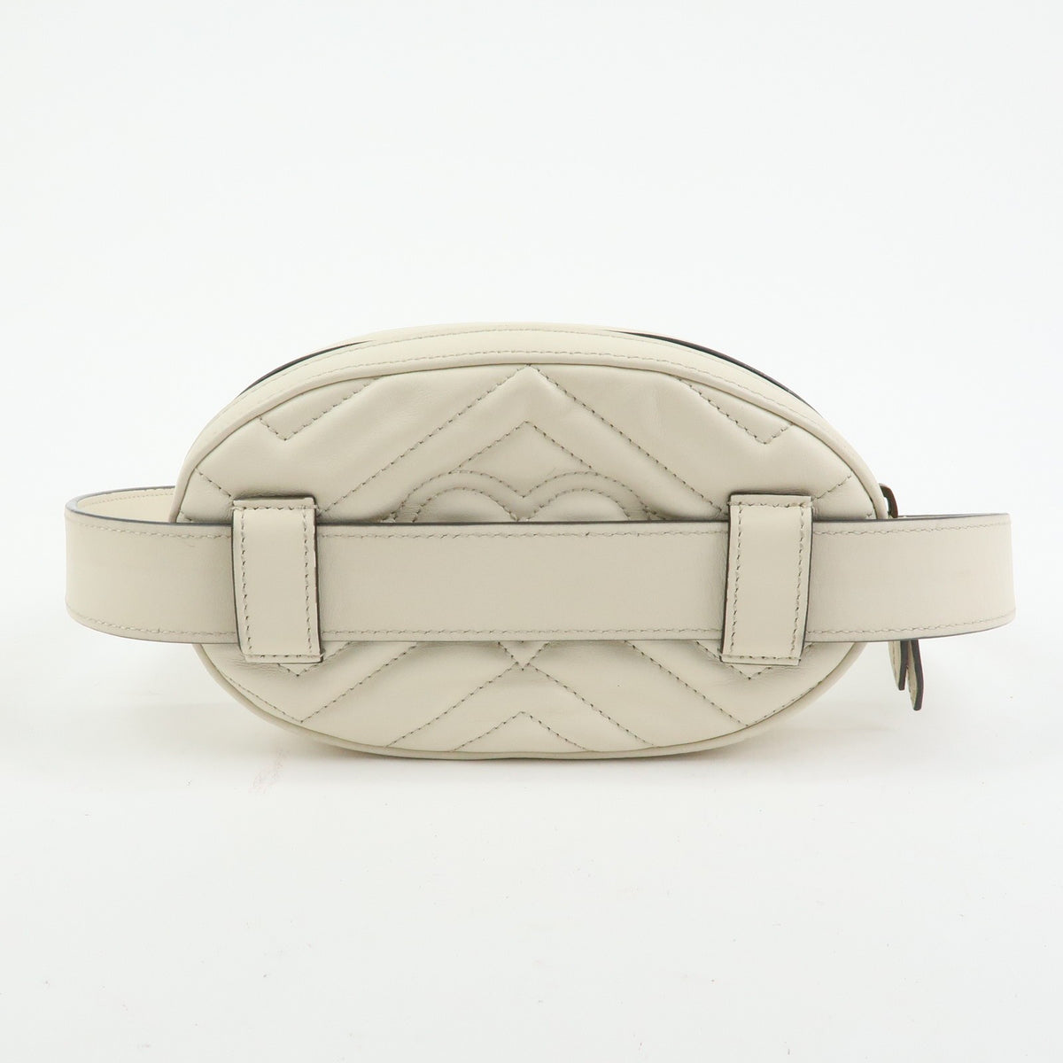Gucci Gg Marmont Belt Embellished Matelasse Leather Beige Leather Handbag (Pre-Owned)