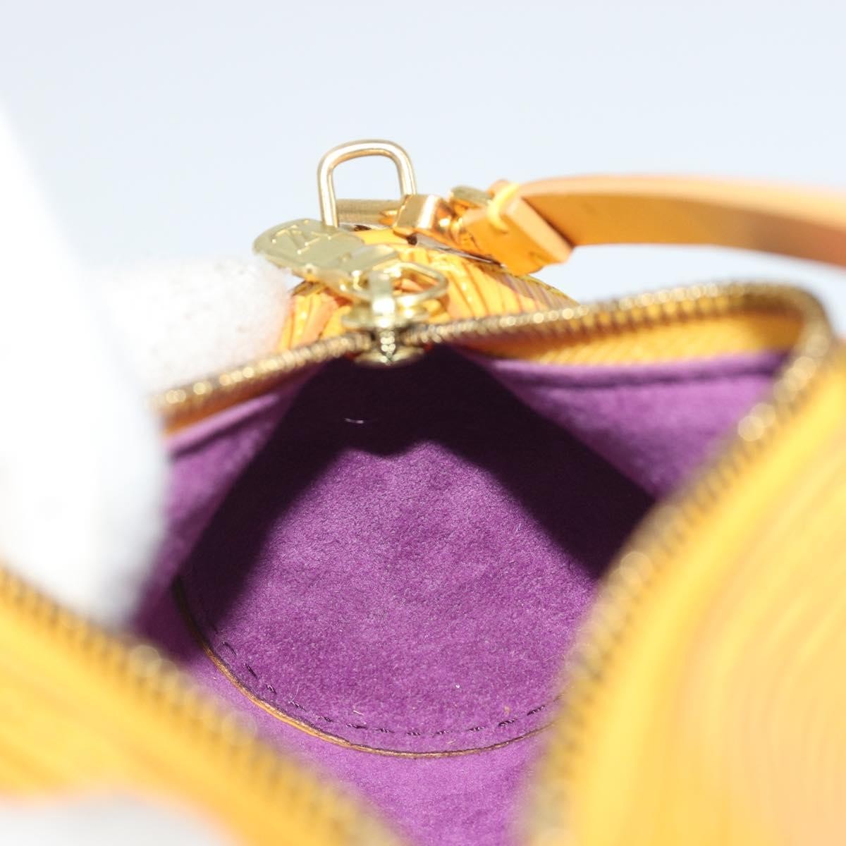 Louis Vuitton Soufflot Pochette Epi Leather Yellow Leather Clutche & Pouche Bag (Pre-Owned)