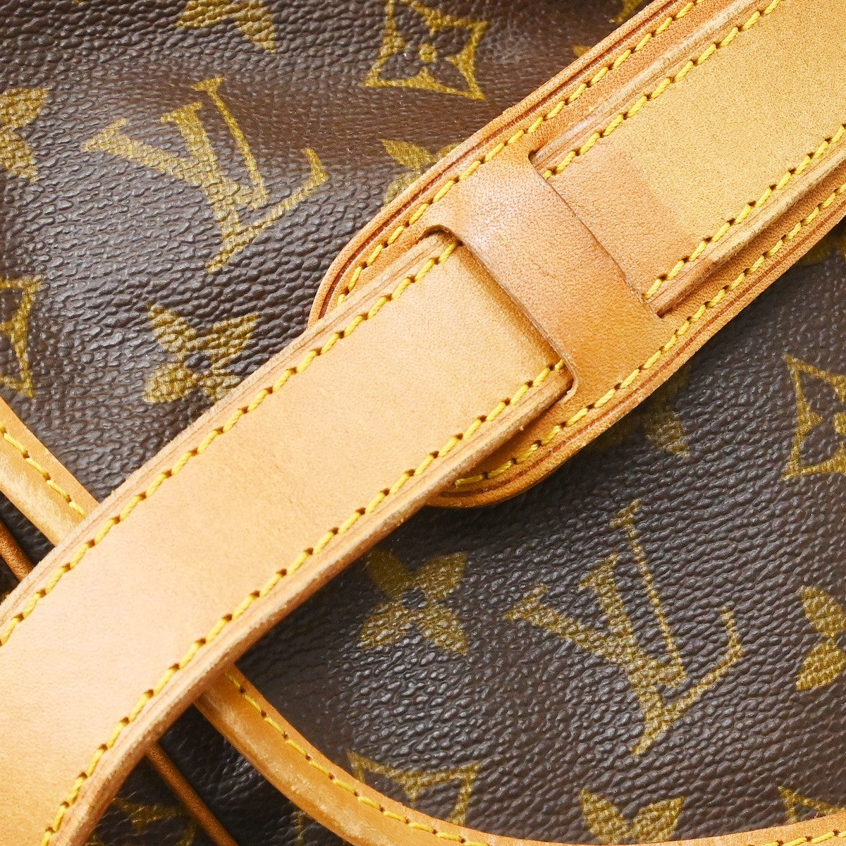 Louis Vuitton Saumur Monogram Canvas Brown Canvas Shoulder Bag Bag (Pre-Owned)