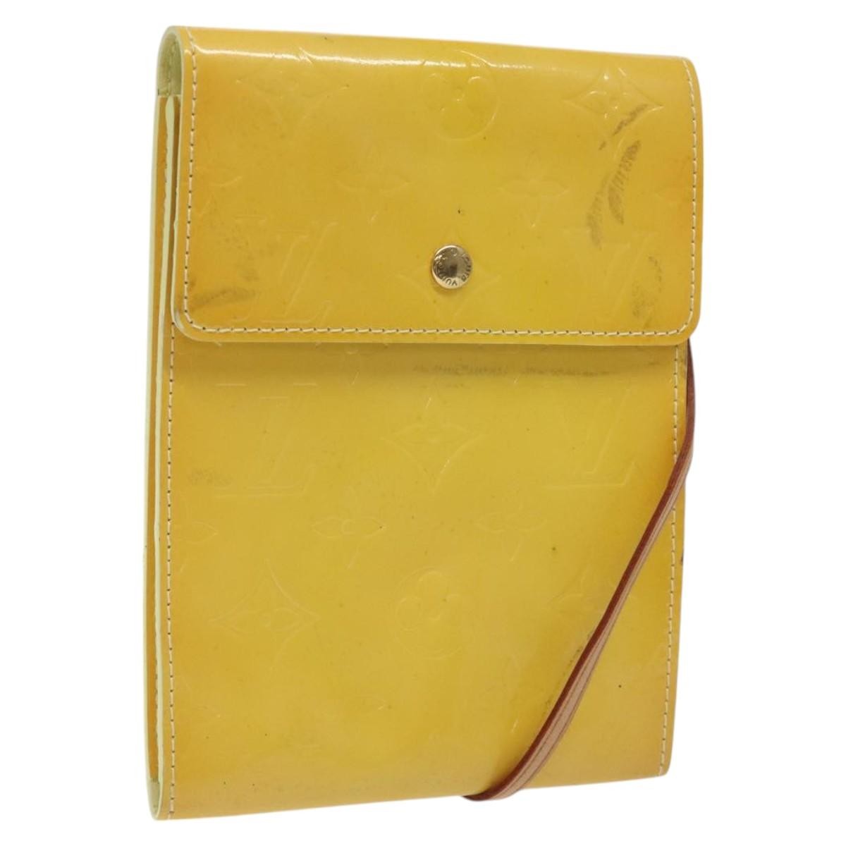 Louis Vuitton Kenmare Shoulder Patent Leather Yellow Patent_Leather Clutche & Pouche Bag (Pre-Owned)