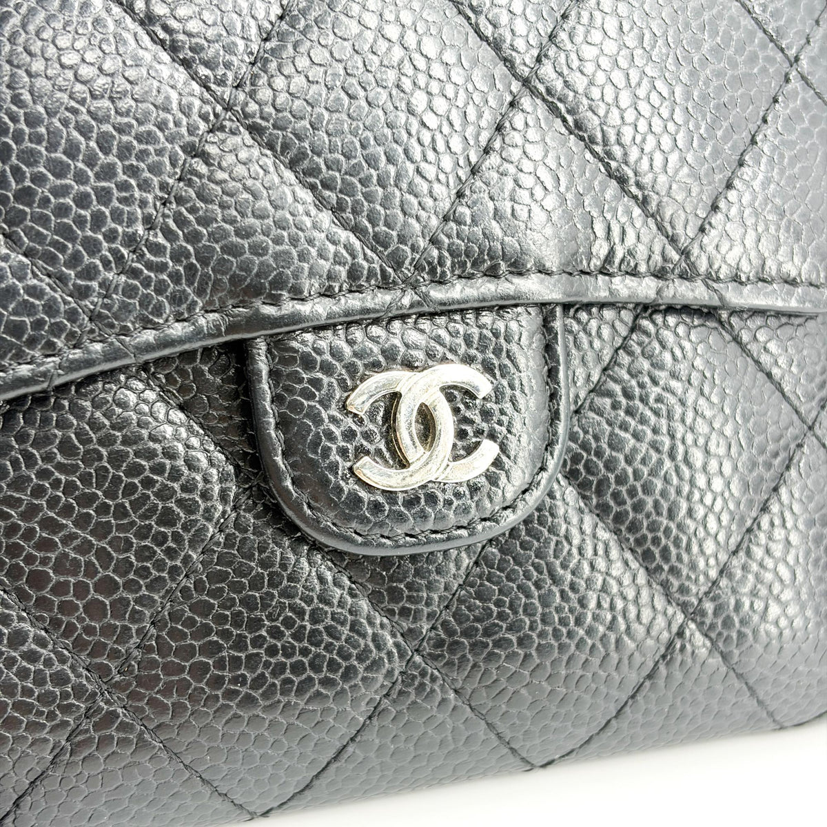 Chanel 31 Wallet Quilted Shiny Calfskin Black Calfskin Wallets Accessory (Pre-Owned)