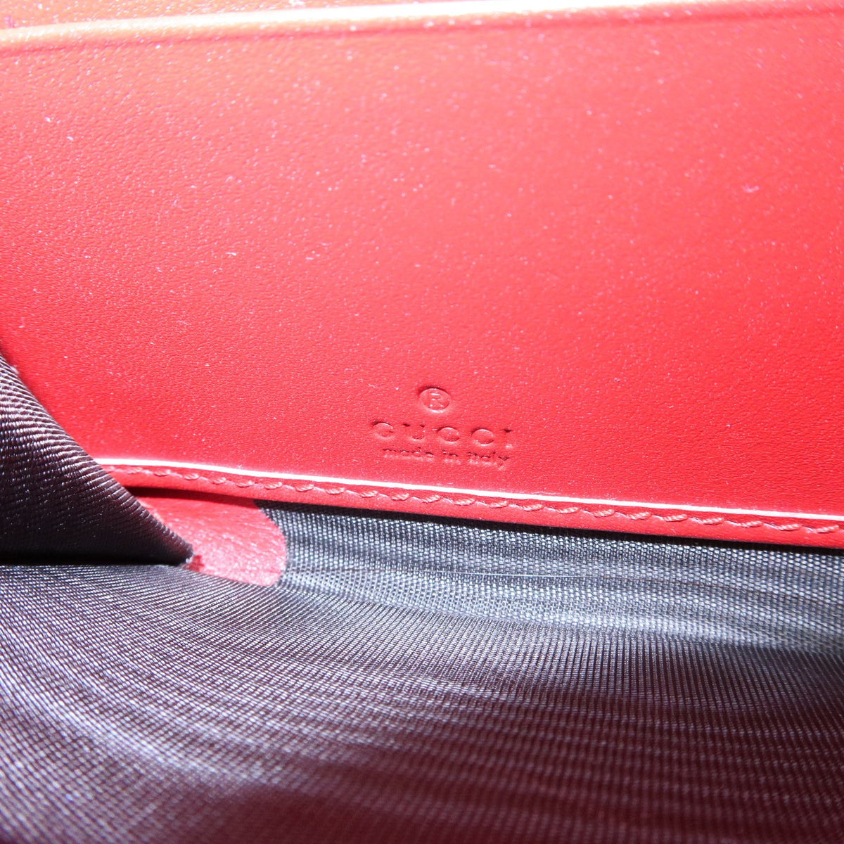 Gucci Cherries Wallet On Chain Guccissima Leather Red Leather Crossbody Bag Bag (Pre-Owned)