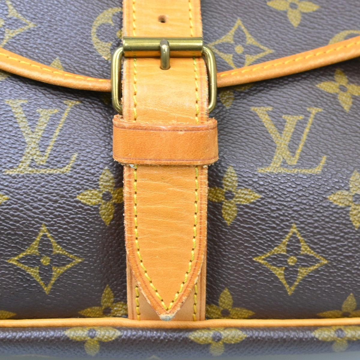 Louis Vuitton Saumur Monogram Canvas Brown Canvas Shoulder Bag Bag (Pre-Owned)