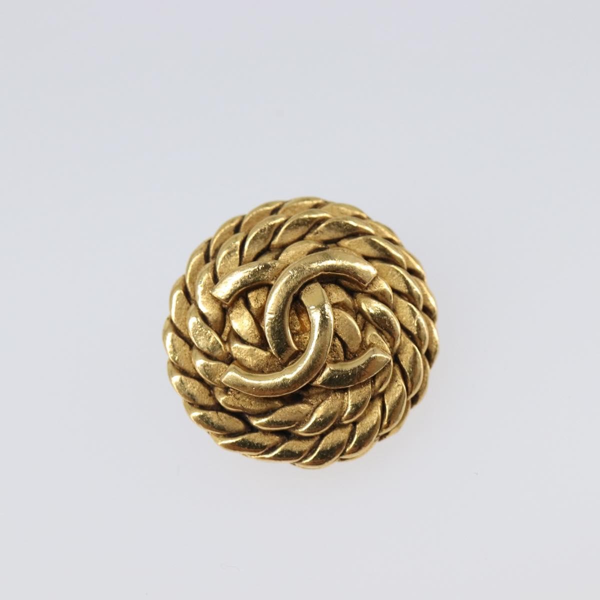 Chanel Vintage Cc Round Clip-On Metal Gold Metal Earrings Jewelry (Pre-Owned)