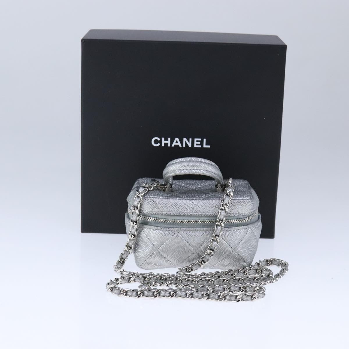 Chanel Classic Vanity Case With Chain Quilted Caviar Silver Leather Shoulder Bag Bag (Pre-Owned)