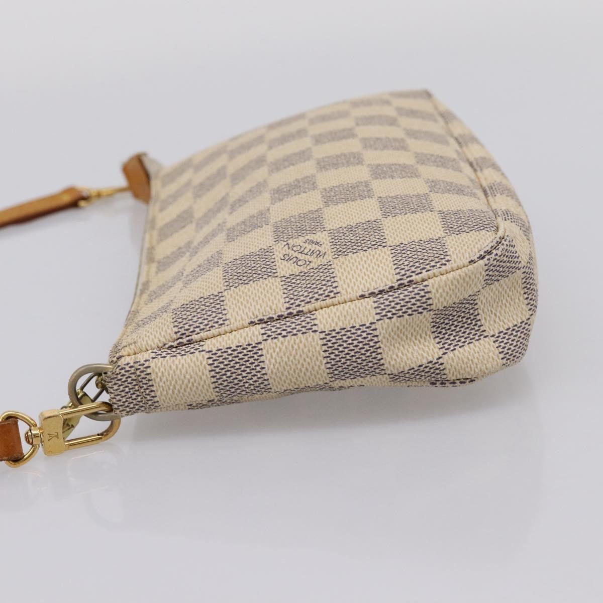 Louis Vuitton Pochette Accessoires Damier White Canvas Clutche & Pouche Bag (Pre-Owned)