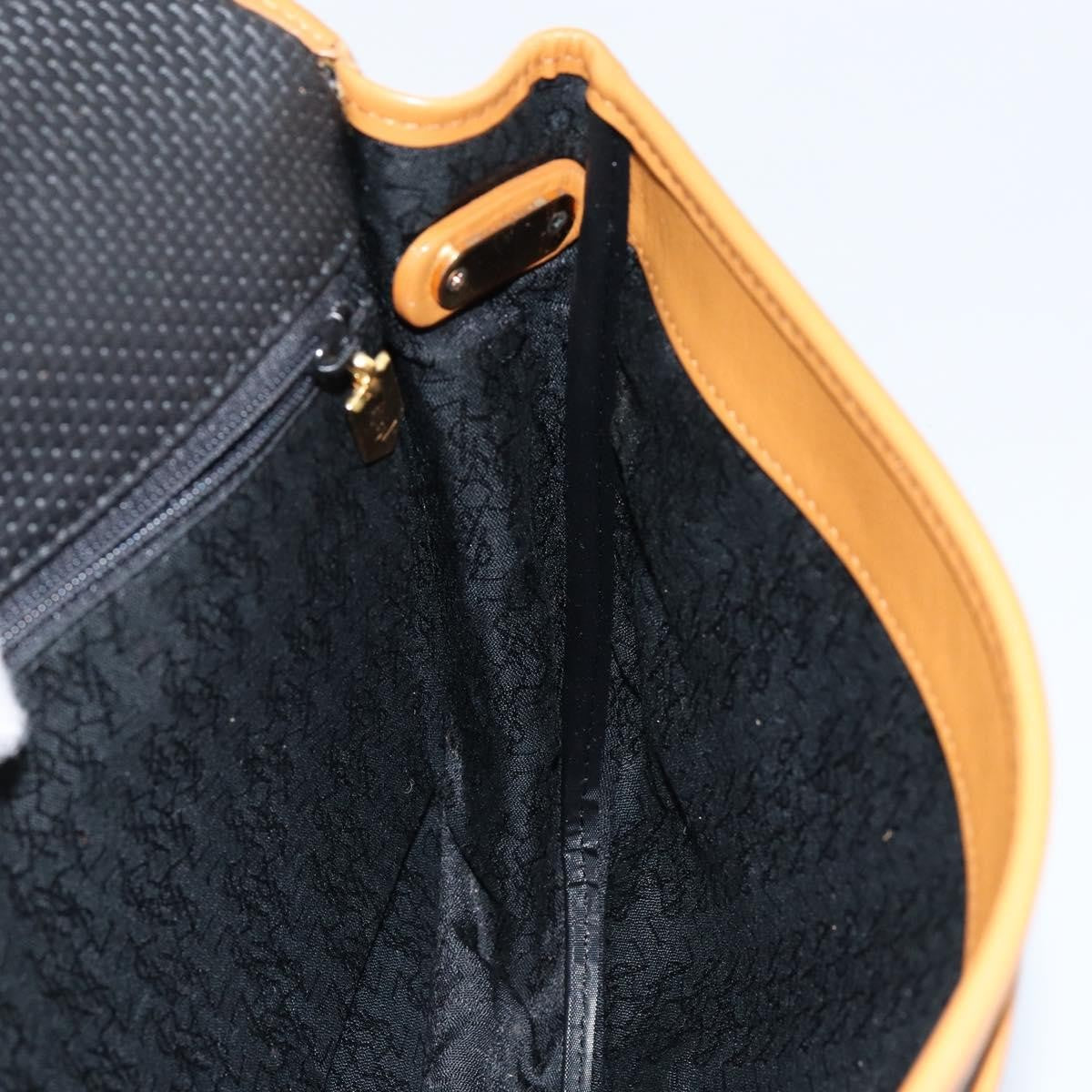 Saint Laurent Vintage Leather Beige Leather Shoulder Bag Bag (Pre-Owned)