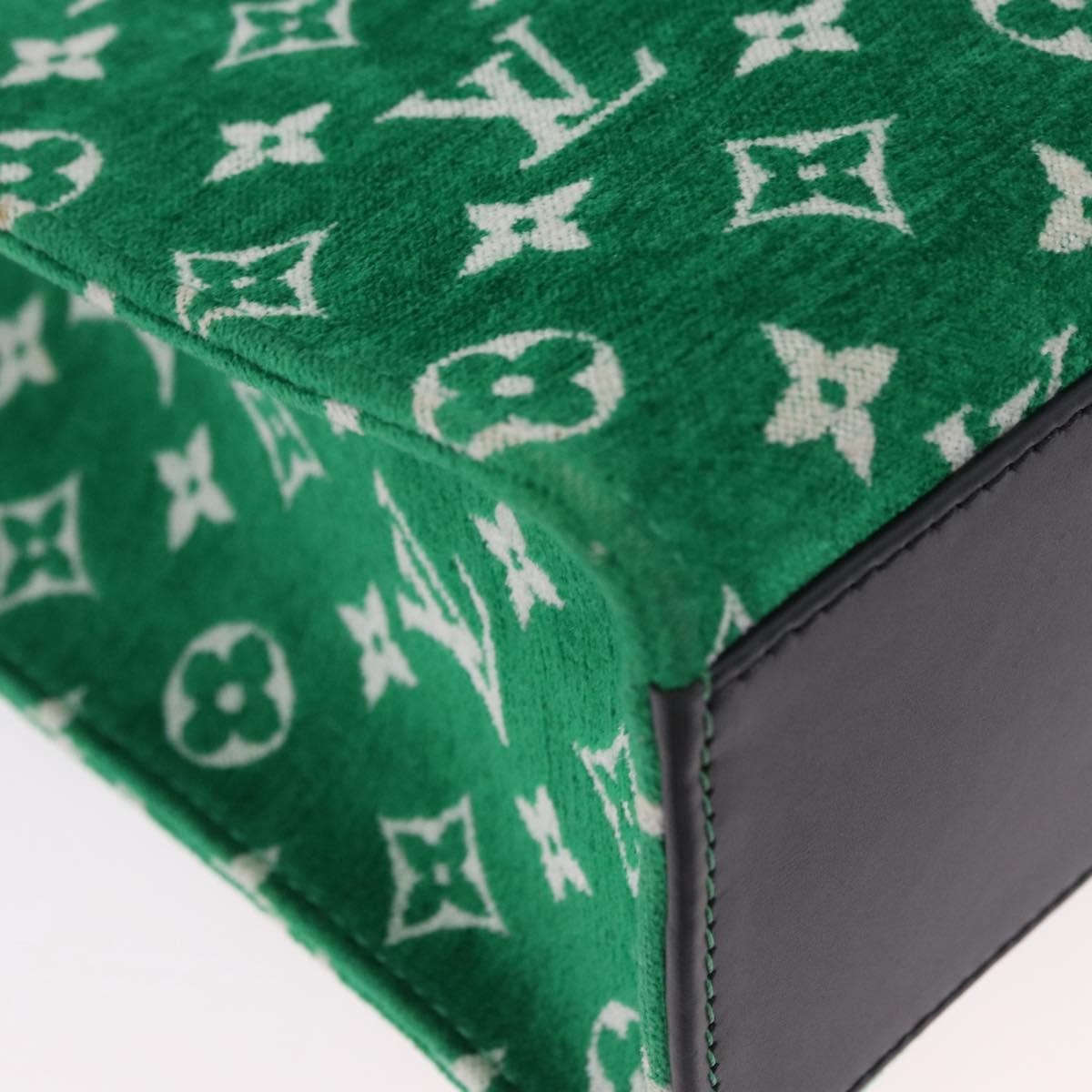 Louis Vuitton Onthego Lv Match Monogram Jacquard Velvet Green Canvas Tote Bag Bag (Pre-Owned)