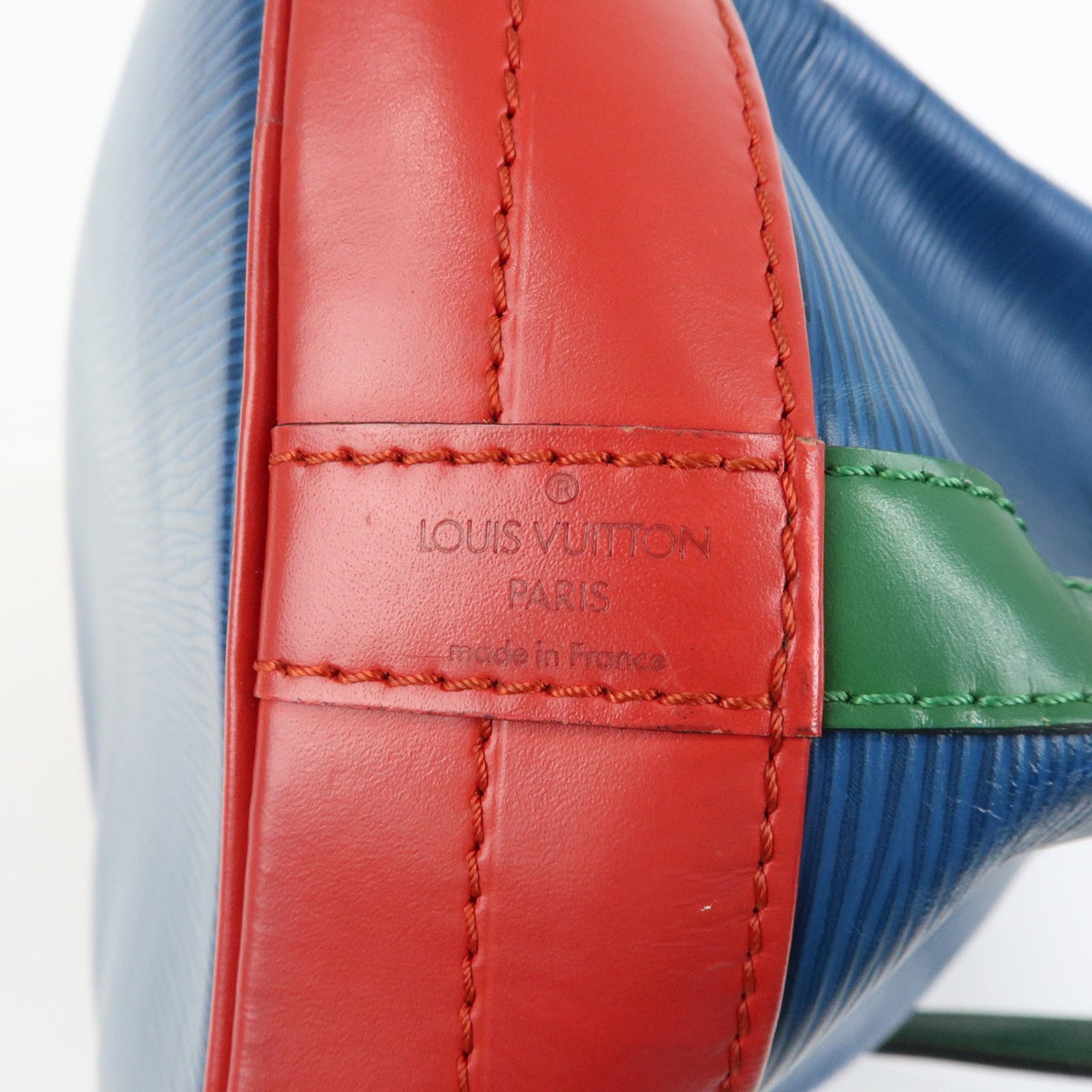 Louis Vuitton Tricolor Noe Epi Leather Blue Leather Handbag (Pre-Owned)